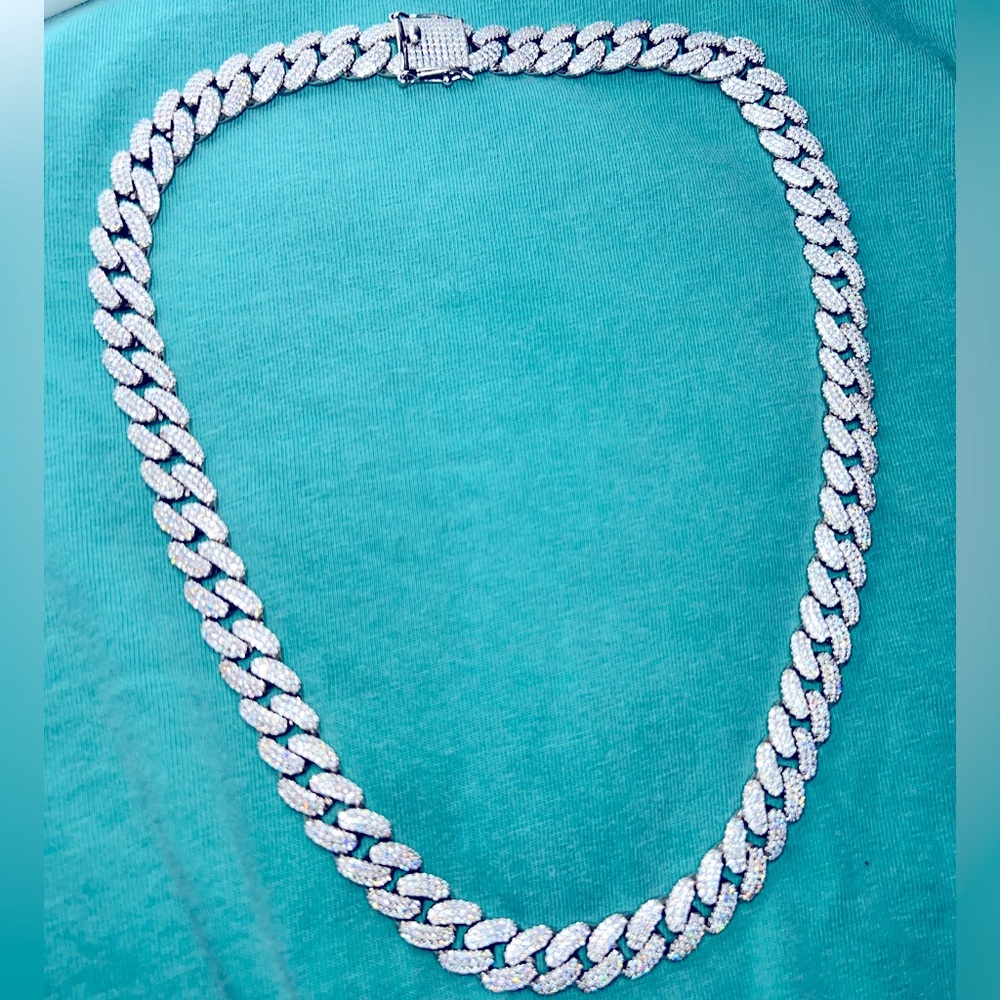 22CT Diamond Chain